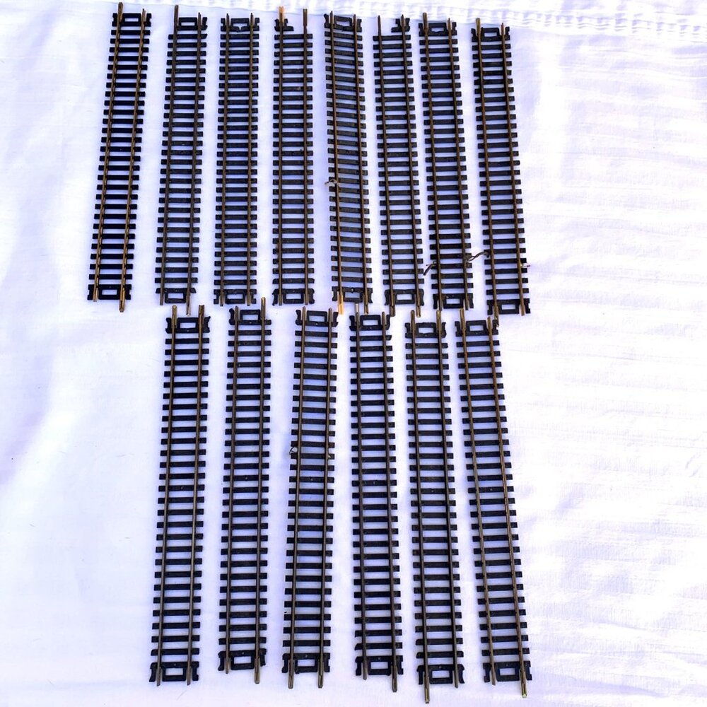 Lot 14 Atlas HO 9" Straight Snap Track Brass Rail HO Gauge Model 10.5 Feet Total